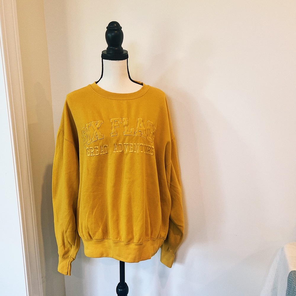Six Flags MUSTARD YELLOW CREWNECK
